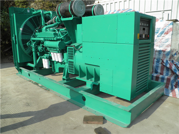 浚县出租发电机 发电机组厂家：柴油发电机组的控制屏的作用是什么？